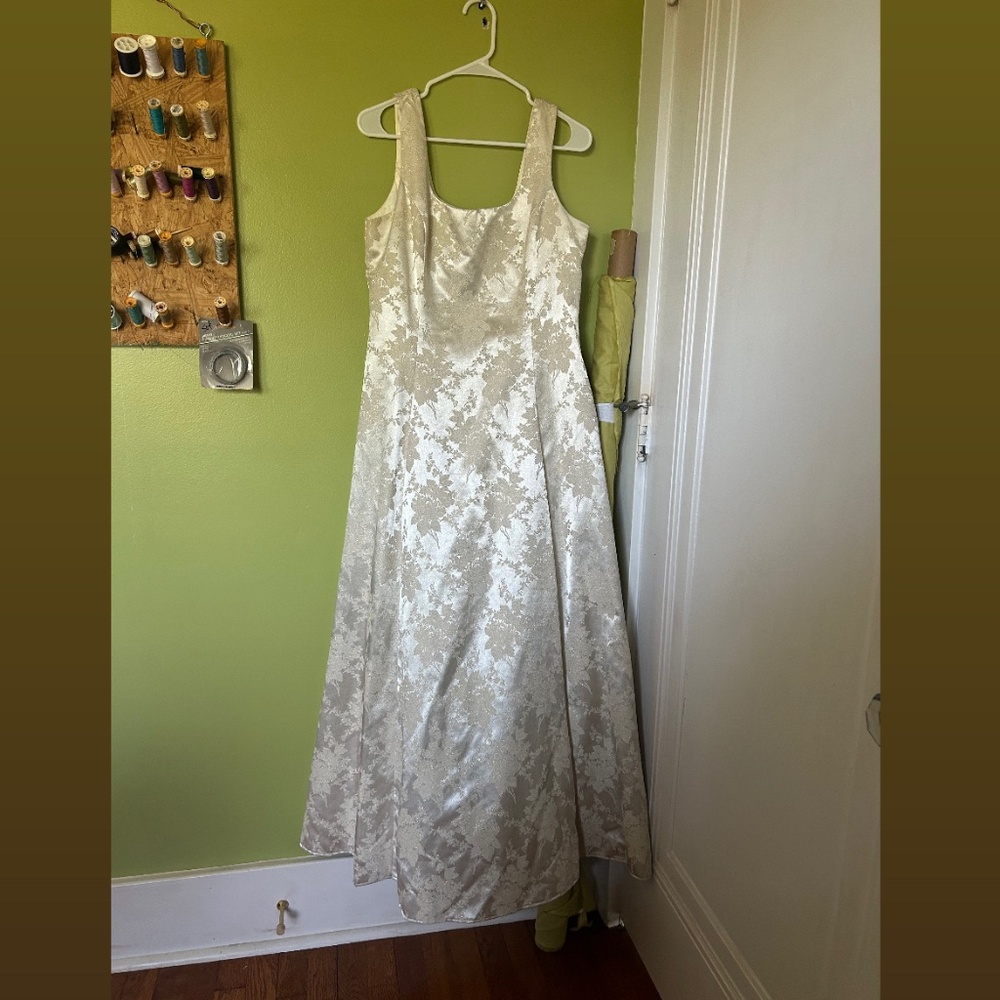 Scott McClintock Vintage Wedding Dress